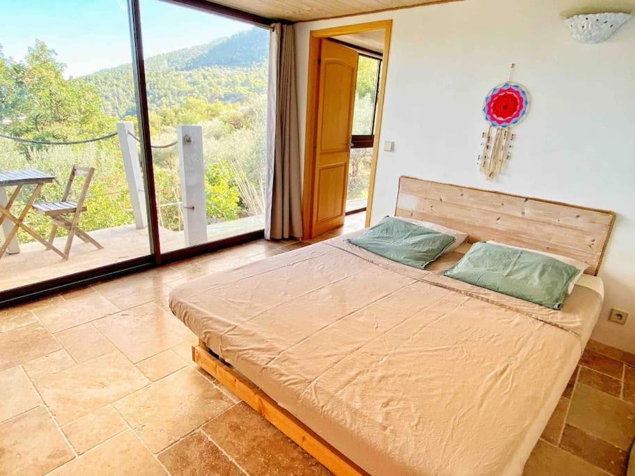 Bas De Villa Au Milieu Des Oliviers. Chateauneuf-Villevieille Eksteriør bilde